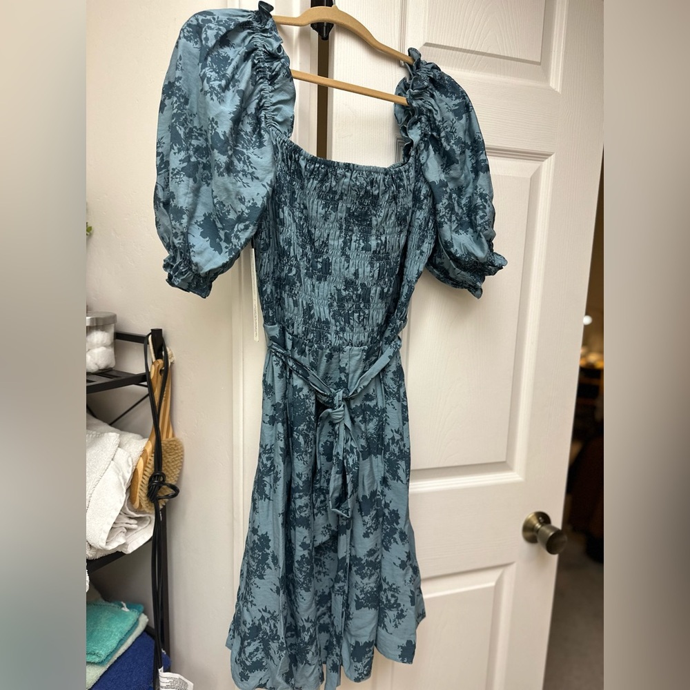 Anthropologie Green Sundress with Puff Sleeves and Square Neck